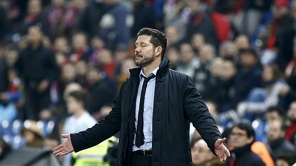 Simeone, durante el partido frente al Celta. 