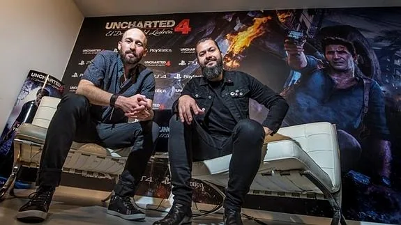 Ricky Cambier y Arne Meyer, durante la presentación de 'Uncharted 4'.