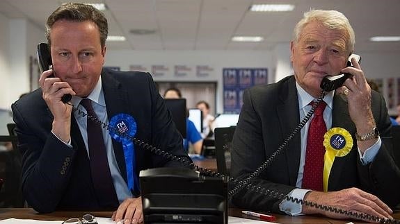 David Cameron y Paddy Ashdown llaman para pedir el voto por quedarse en la UE