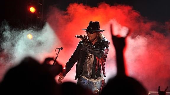 Axl Rose, durante un concierto. 