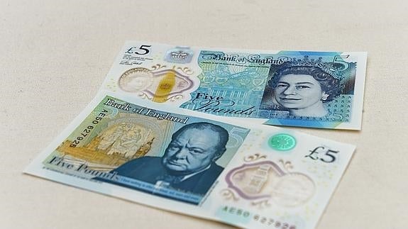 El nuevo billete de cinco libras.