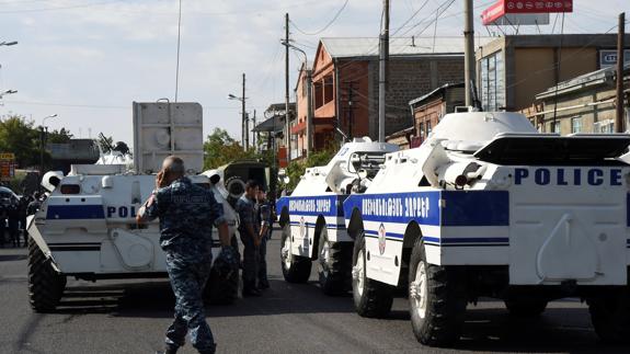 Despliegue de las fuerzas de seguridad armenias. 