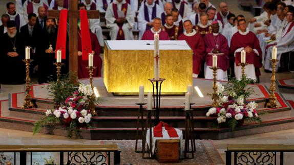 Funeral en la catedral de Ruan.