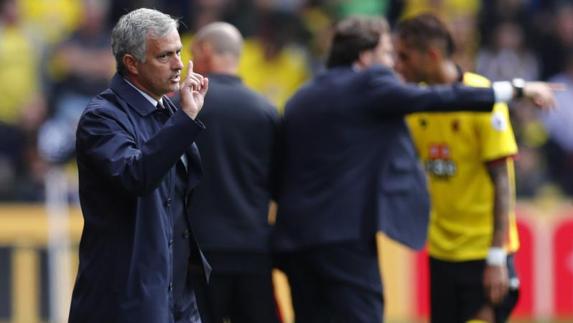 José Mourinho, durante el partido ante el Watford. 