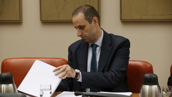 Jaime Ponce comparece en la Comisión de Economía del Congreso