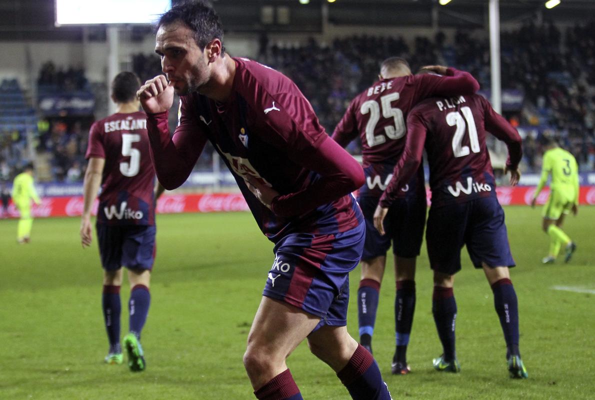 Bebé celebra su gol ante el Sporting. 