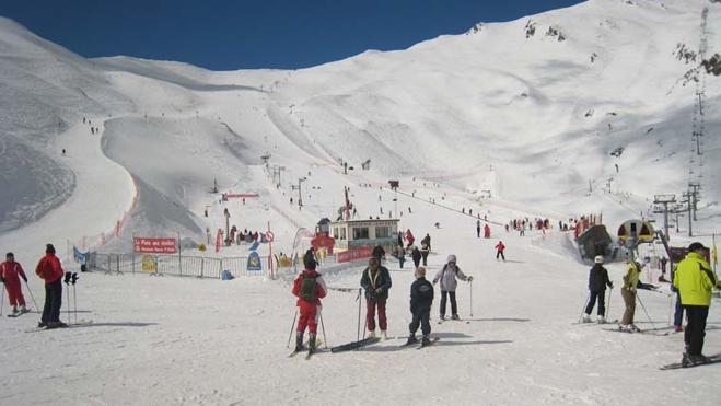 La estación de Cauterets acumula casi tres metros de nieve en sus cotas altas