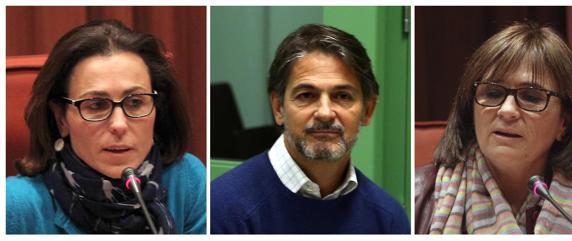 Mireia (i) y Marta (d), y Oriol Pujol (c).