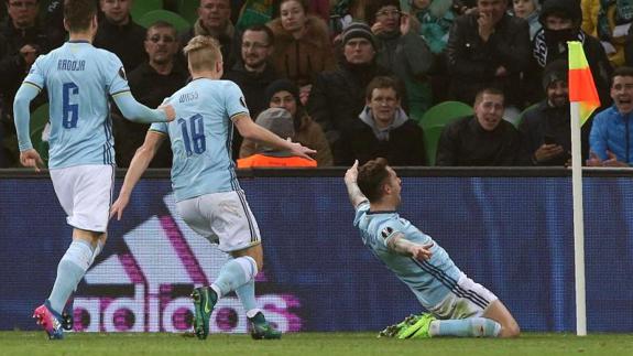 Hugo Mallo, celebrando su gol. 