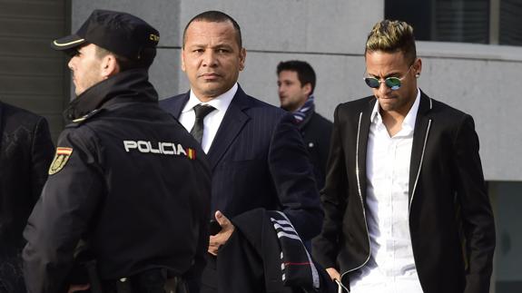 Neymar y su padre. 