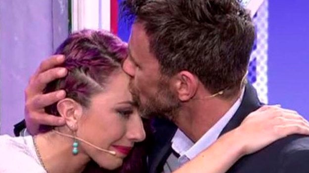 Alonso Caparrós: «Fui a comprar droga con mi hija cuando era un bebé»