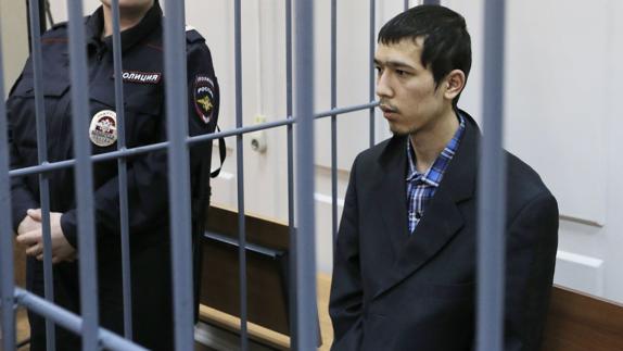 Abror Azímov en una audiencia judicial en Moscú.