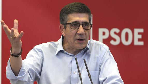 El precandidato a la secretaría general del PSOE Patxi López.