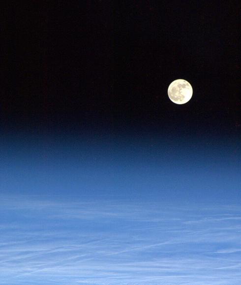 La Luna, en una imagen tomada por el astronauta Chris Hadfield. 
