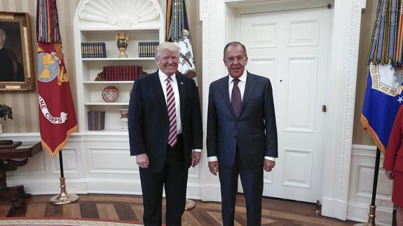 Donald Trump y Sergei Lavrov.