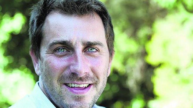 Toni Comín, conseller gay y con una hija