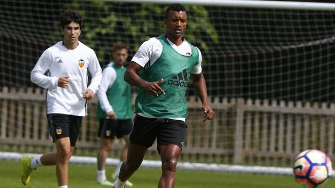 Valencia CF | Nani vuelve casi dos meses después