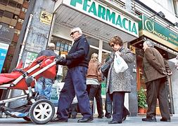 Las farmacias amenazan con recrudecer su protesta hasta que los pagos estén al día
