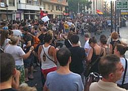 Cientos de personas protestan en Valencia contra Andrea Fabra