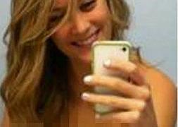Una profesora se desnuda en Twitter y alardea de estar «húmeda y colocada»