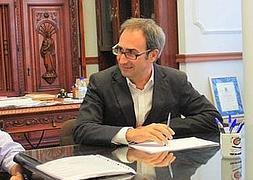 Sebastià, primer candidato a las primarias de Compromís