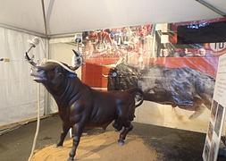 Fallas 2014: El toro Ratón espera en la Malvarrosa a su público