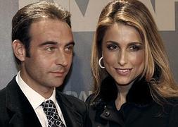 Paloma Cuevas, «llorando y desesperada» tras la cornada de su marido, Enrique Ponce