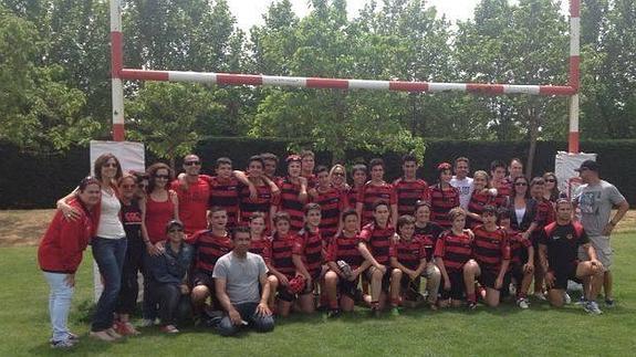 El CAU sub-14, que ha logrado la copa de plata en el Torneo Nacional.