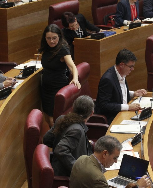 Mónica Oltra, en el pleno de Les Corts. :: juanjo monzó