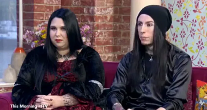 Pyretta Blaze y Andy Filth durante su intervención en el programa de televisión inglés 'This Morning'. 