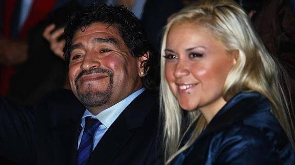 Diego Maradona y su ex pareja Rocío Oliva.