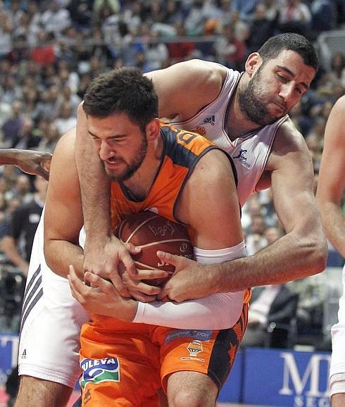 Dubljevic, en el partido de liga disputado en la cancha del Real Madrid.