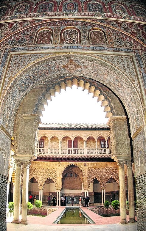 La espada apunta a Sevilla