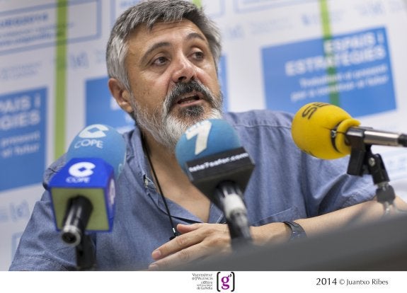 El secretario del Instituto de Creatividad e Innovaciones de la Universitat de València, Francesc Hernández. :: j.ribes