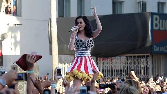 Katy Perry durante un concierto.