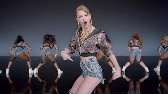 Taylow Swift se une a la moda del twerking en su último tema.