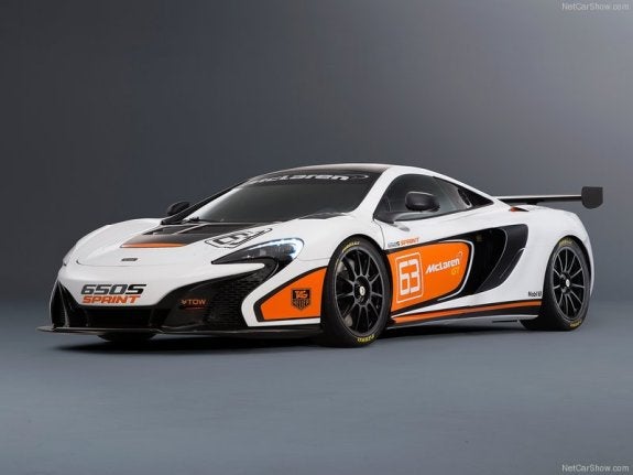 Un McLaren de calle para los circuitos