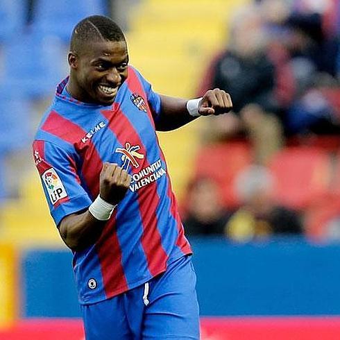 Diop celebra un gol contra Osasuna.
