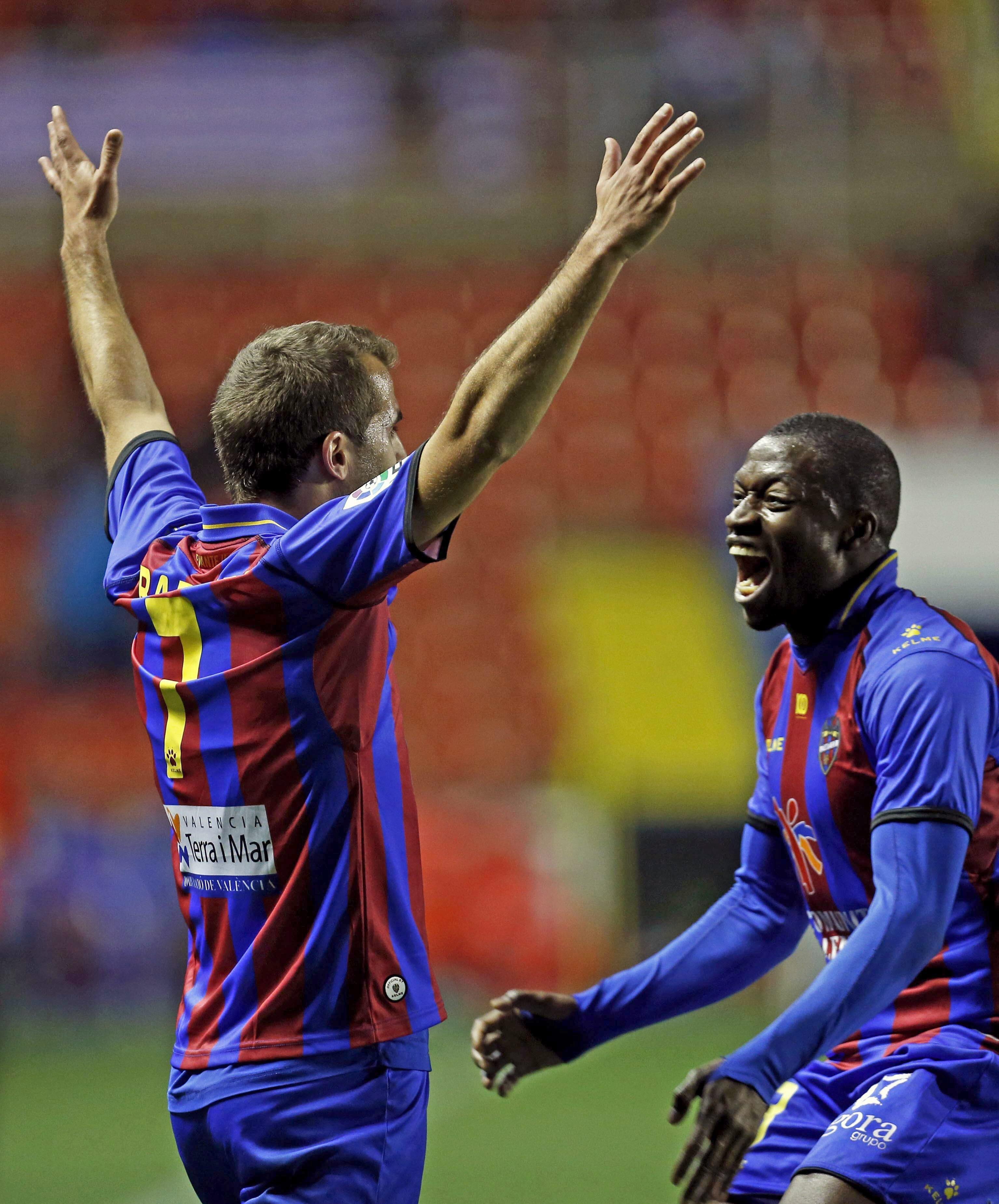 El Levante se queda sin fichar a Rodallega y Diop continúa en Orriols