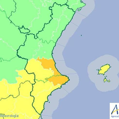 El aviso de Aemet para la próxima noche y madrugada; en naranja, las zonas con "riesgo importante" de tormentas.