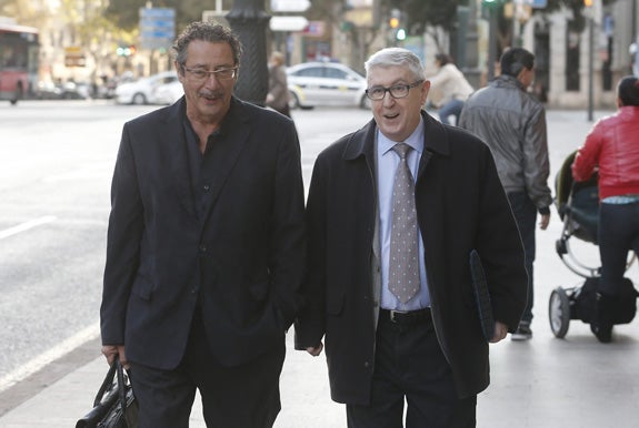 Exdirectivos de RTVV apuntan a García como responsable del contrato de la visita del Papa