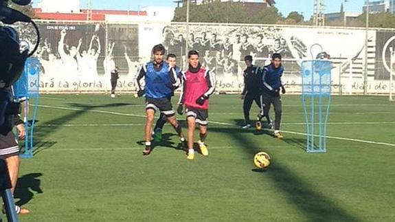 Enzo Pérez ya se entrena en Paterna y apunta a titular contra el Real Madrid