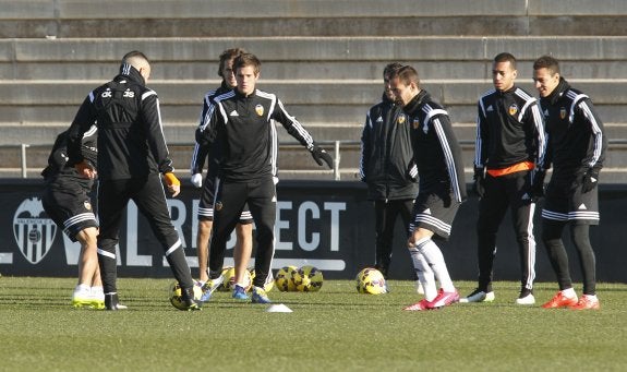 Zuculini y Joao Pereira, en un entrenamiento. 