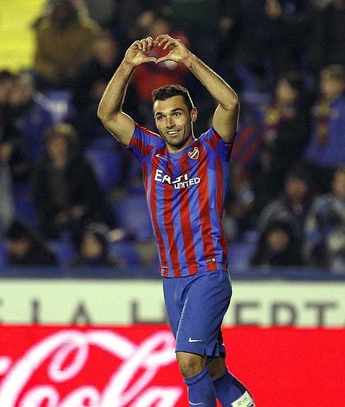 Barral reanima al Levante