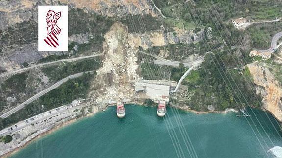 Un guardia civil cortó la carretera minutos antes del derrumbe en Cortes de Pallás