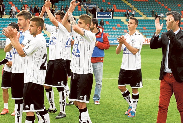 Imagen del último partido jugado por la desaparecida Unión Deportiva Salamanca.