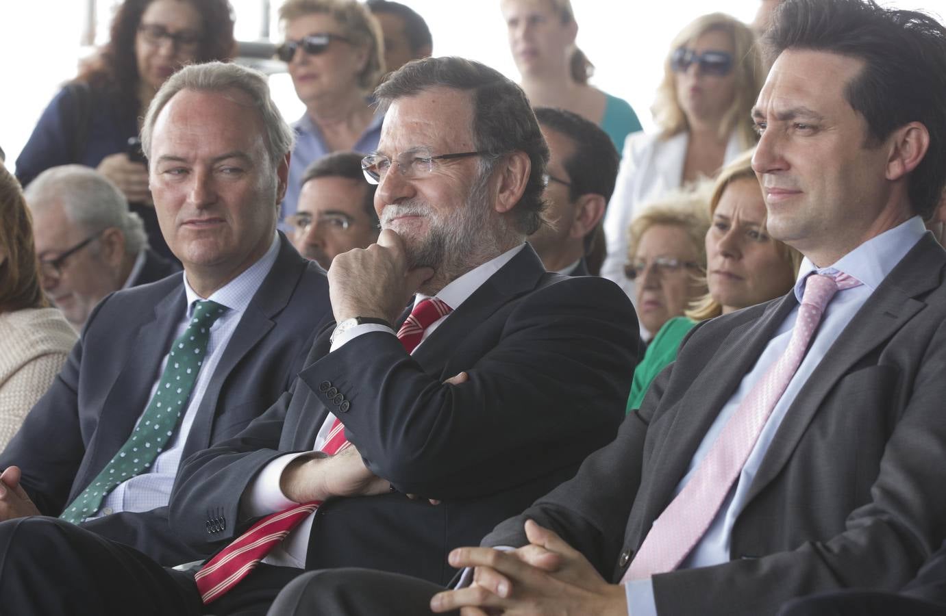 Rajoy entre Fabra y Vicente Betoret, sustituto de Alfonso Rus.