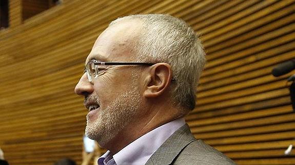 Podemos cree que PSPV «no forma parte del cambio» después de no apoyar a su candidato en la Mesa