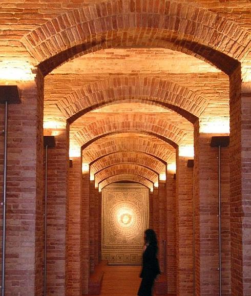 Pasillo interior del Museo de Historia de Valencia.