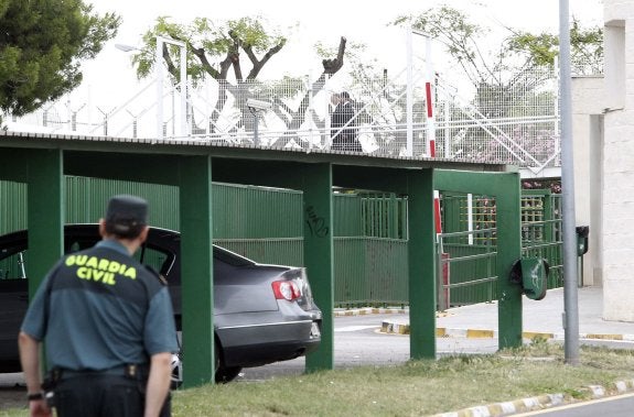 Instalaciones del centro penitenciario de Picassent. :: irene marsilla